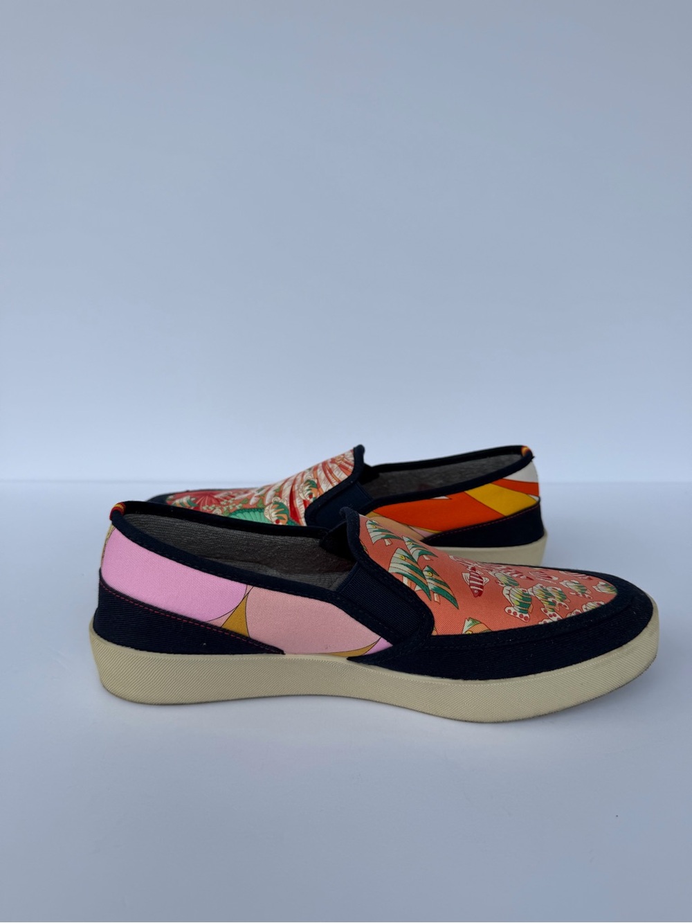 respoKed Coral Fish-Print Slip-On Sneakers for Women - Picture 4 of 7
